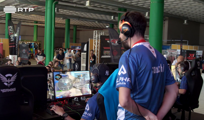 Reportagem do torneio de CS:GO do Famalicão Extreme Gaming