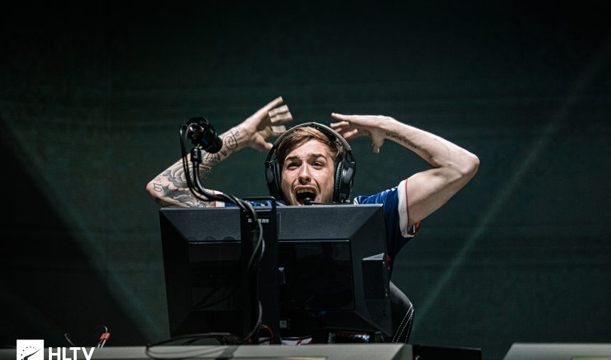 Imagem de Riot Games trava estreia competitiva de kennyS no VALORANT