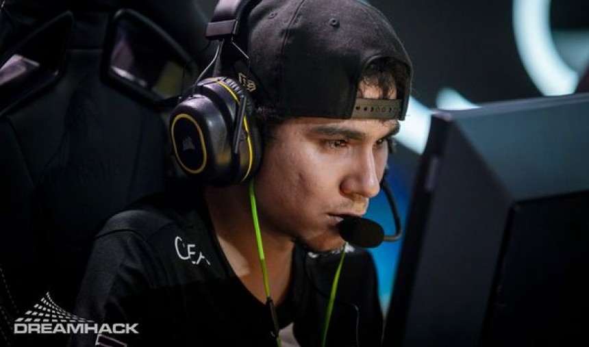 “Surpreso”: HEN1 relegado para o banco na MIBR