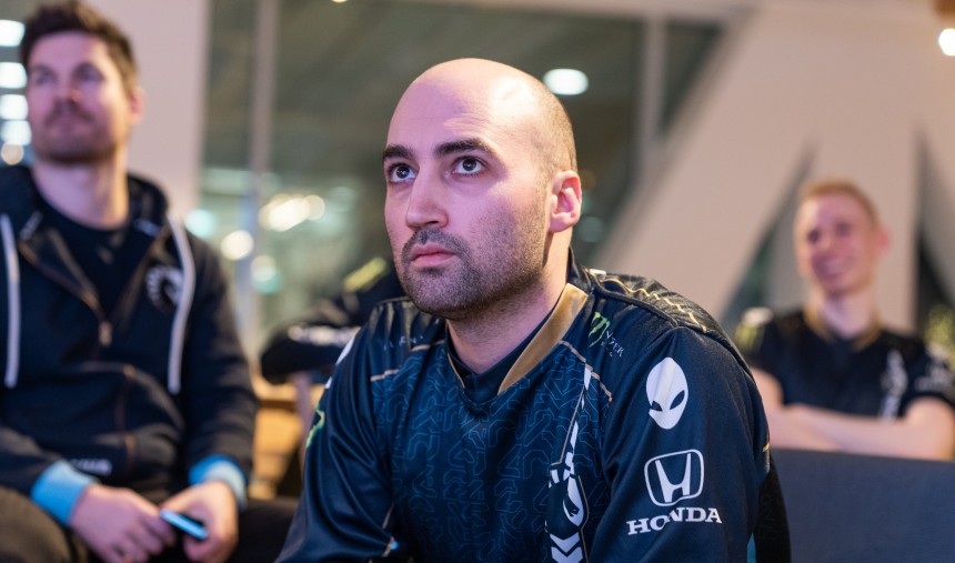 moses fora do papel técnico na Team Liquid