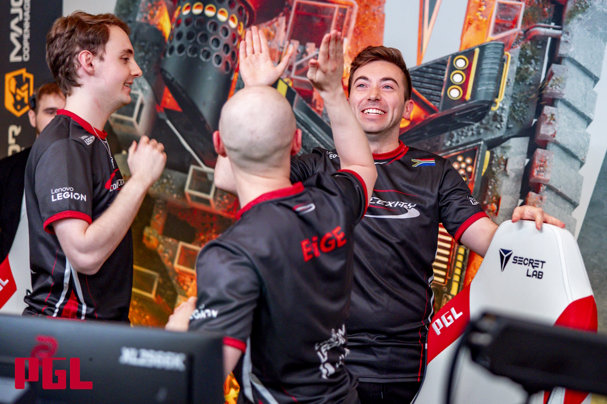 Complexity descarta mudanças na sua equipa de Counter-Strike 2