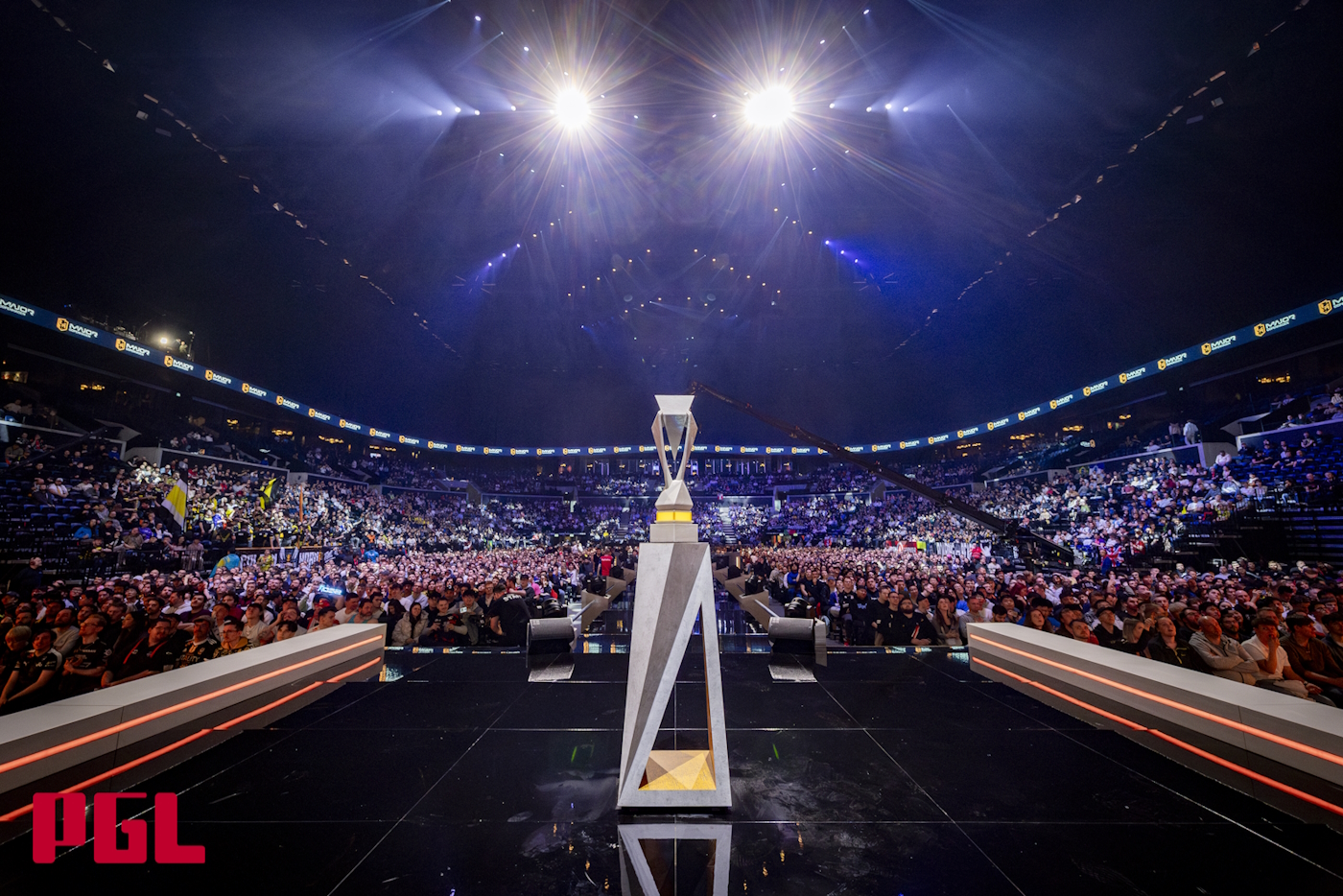 PGL Major Copenhagen interrompido por invasão de palco