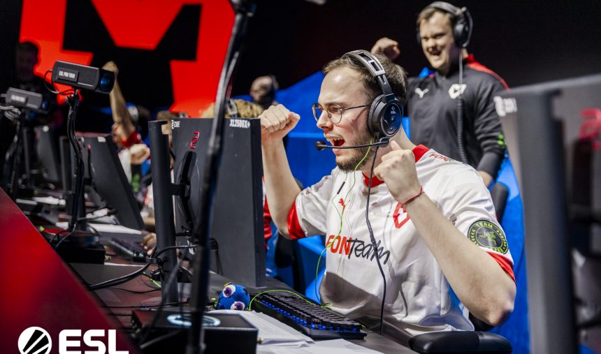 xertioN MOUZ