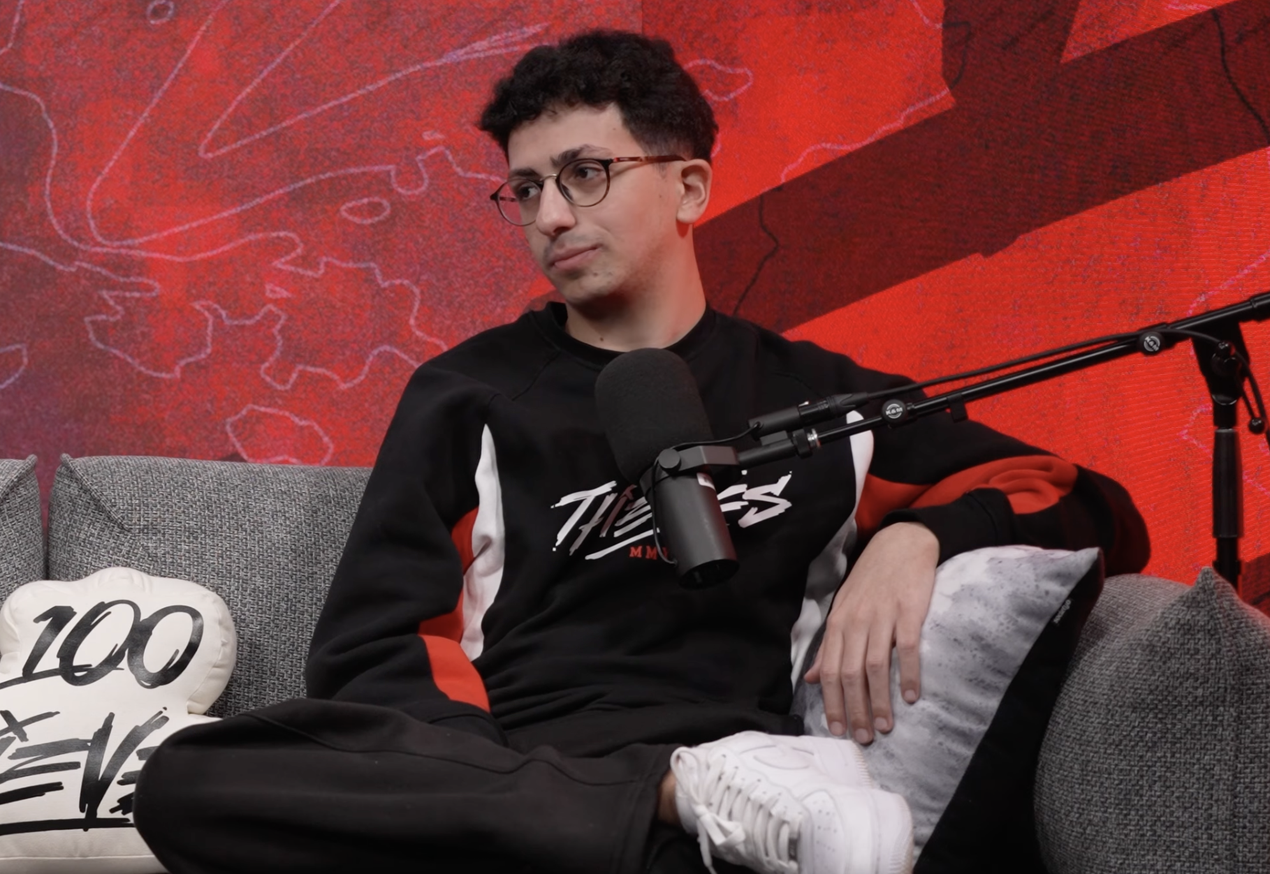 ag1l 100 thieves
