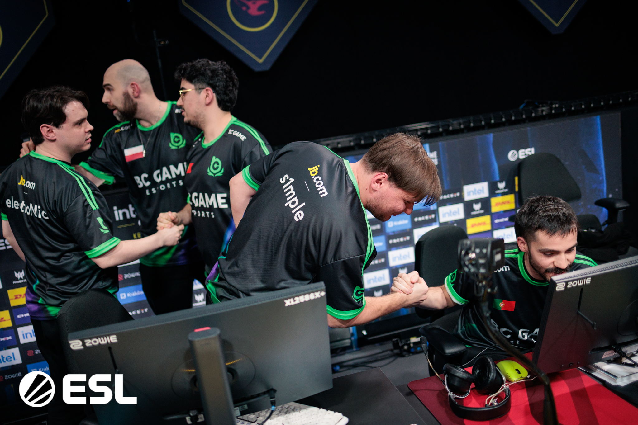 BC.Game s1mple mutiris aragornN