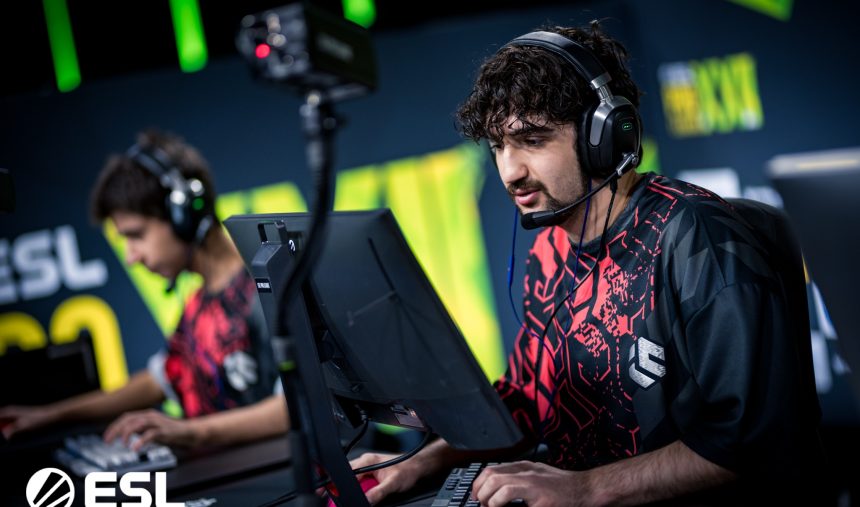 Nifee Inner Circle banimento